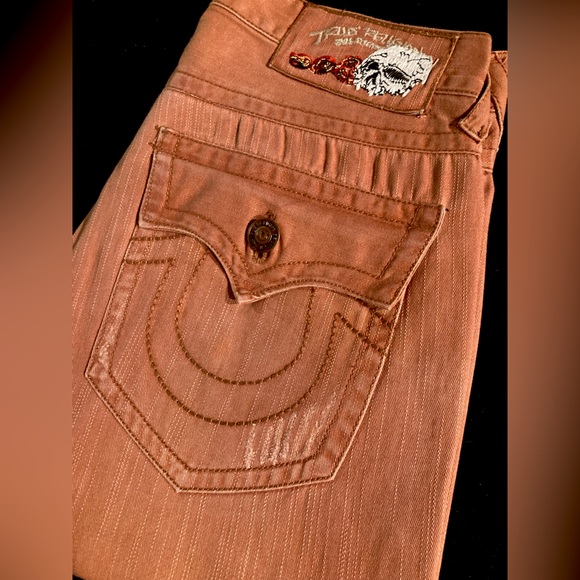 True Religion Other - Rare!  Skulls and Roses Straight True Religion Size 32x32 (NOT AUTHENTIC)